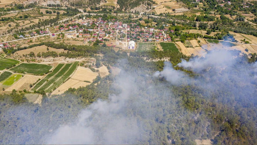 Ateş Hattında Amansız Mücadele! Antalya’nın 4 İlçesinde Birden Alarm, İşte Son Durum - Resim : 11