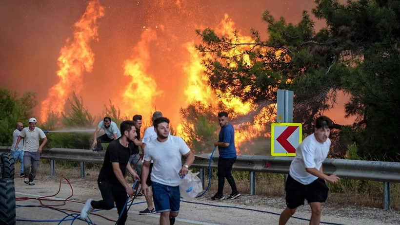 Türkiye'nin Ciğerleri Yanıyor... Bakan Yumaklı Bursa ve Diğer İllerin Son Durumunu Açıkladı - Resim : 2