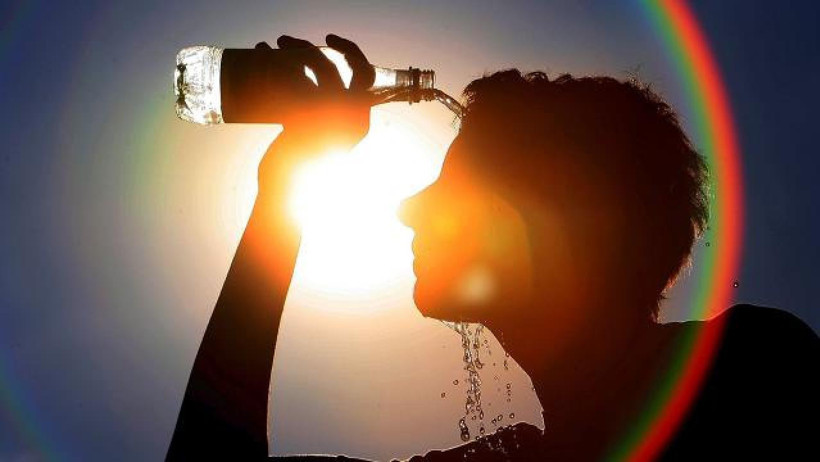 Meteoroloji ve AKOM Peş Peşe Uyardı: İstanbullular Dikkat! Asıl Sıcak Şimdi Geliyor - Resim : 1