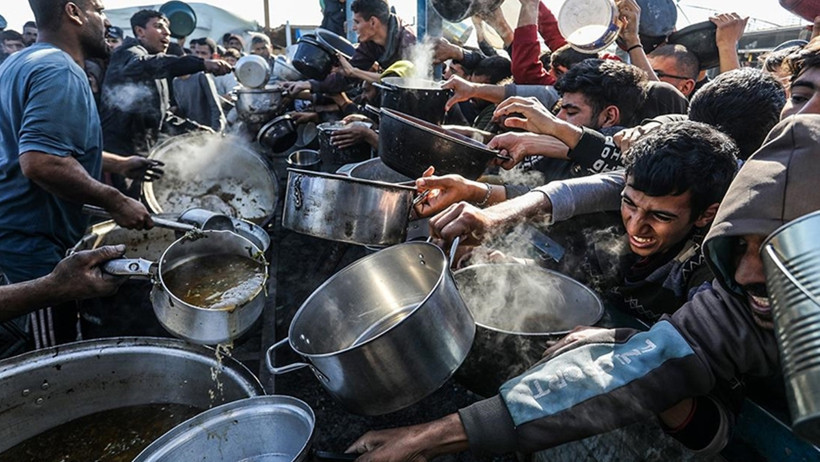 Saf Kötülüğü İtiraf Etti... İsrail, Gazze'ye Gidecek Yardımları Yakmış! - Resim : 1