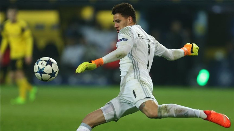 Galatasaray'da Okan Buruk Kaleci Meselesine El Attı! Görüntülü Görüşmesi Yetti - Resim: 3