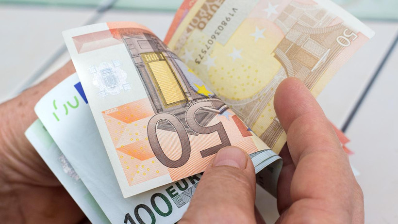 Dolar ve Euronun Ateşi Yine Yükseldi! - Resim : 1
