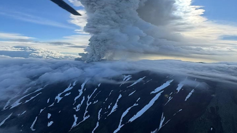 Rusya'daki Yanardağ 600 Yıl Sonra Harekete Geçti! Tam 6 Bin Metrelik Kül... - Resim : 1