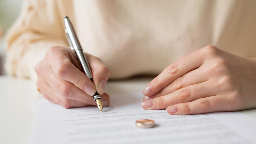 Boşanma Davasında Mahkemeden Dikkat Çeken Karar: Kayınpederinin Evi Verildi - Resim : 1