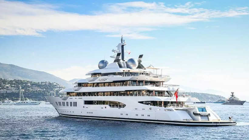 Rusya’ya Yaptırım Darbesi: ABD, 325 Milyon Dolarlık Yatı Açık Artırmayla Satışa Çıkardı - Resim : 1