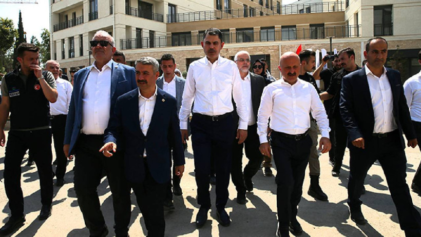 Bakan Murat Kurum "Buradan Ayrılmayacağız" Diyerek Duyurdu: 300 Bininci Konutu Eylülde Teslim Edeceğiz - Resim : 1