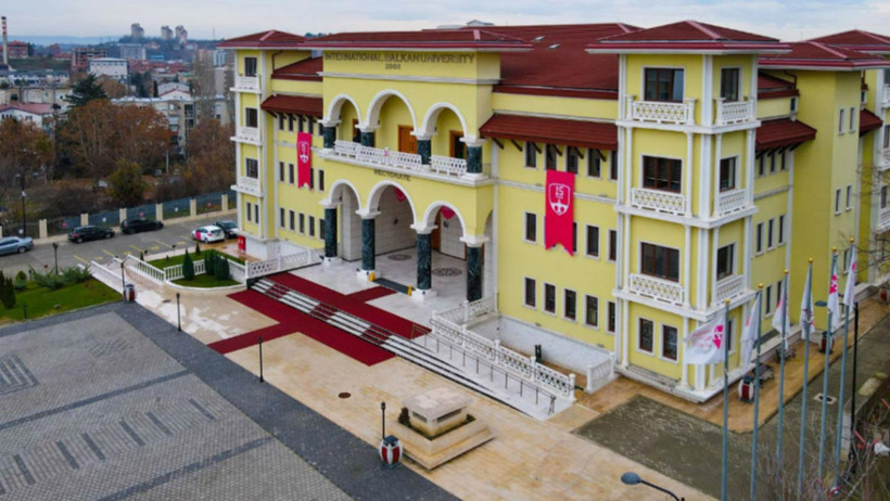 Üsküp’te Kurulan Üniversite Türkiye’de Makam Kapısı mı Oldu? ‘Diploma Ticaretiyle Devlet Kadrolarına Sızma’ İddiası - Resim : 1