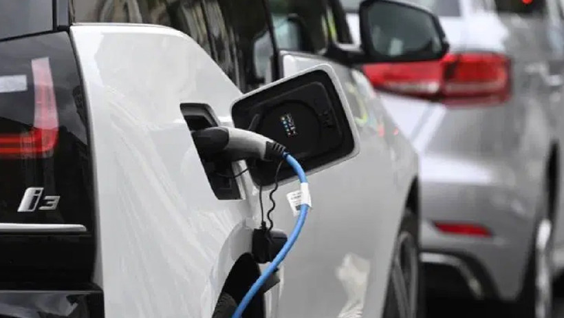 13 Elektrikli Otomobilin Fiyatı Düştü! Satışta Otomatik İndirim Dönemi Başladı - Resim : 2