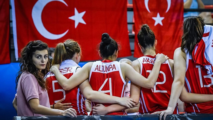Milli Takımın Eski Doktorunun Şüpheli Ölümü: Kolunda Serum Takılı Halde, Cansız Bedeni Bulundu! - Resim : 2