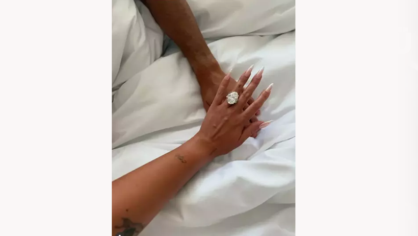 Cristiano Ronaldo’dan Sevgilisine Milyon Dolarlık Teklif! 9 Yıl Sonra Parmağına Servet Taktı, Herkes Bunu Konuşuyor - Resim : 3