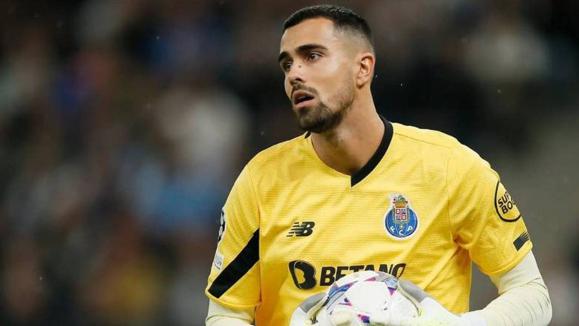 Galatasaray Fernando Muslera'nın Veliahtını Buldu! Dursun Özbek 40 Milyon Euroluk Portekizli Eldivene İmzayı Attırdı Getiriyor: Hayırlı Uğurlu Olsun - Resim : 1