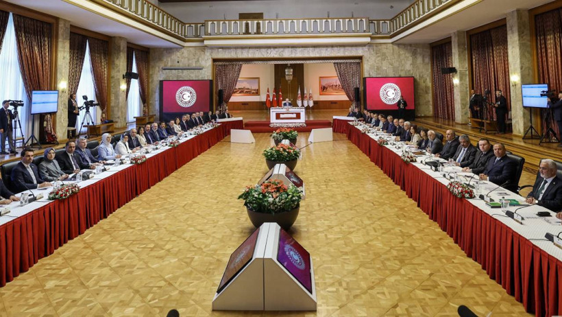 3. Komisyon Toplantısı: Tartışmalara Konu Olmuştu... Meclis Başkanı'ndan 'Kapalı Toplantı' Açıklaması - Resim : 2