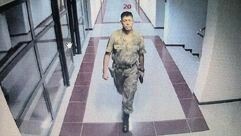 Şehit Ömer Halisdemir’in Kızı Elif Nur Halisdemir Teğmen Oldu - Resim : 2