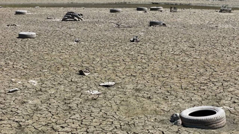 Son 65 Yılın En Kurak Dönemi: Barajlar Boşaldı, Zaman Daralıyor! Sadece 2 Aylık Su Kaldı - Resim : 3