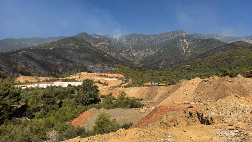 Kocaeli Yanıyor! Rüzgarın Etkisiyle Büyüdü, Tahliyeler Başladı - Resim : 13