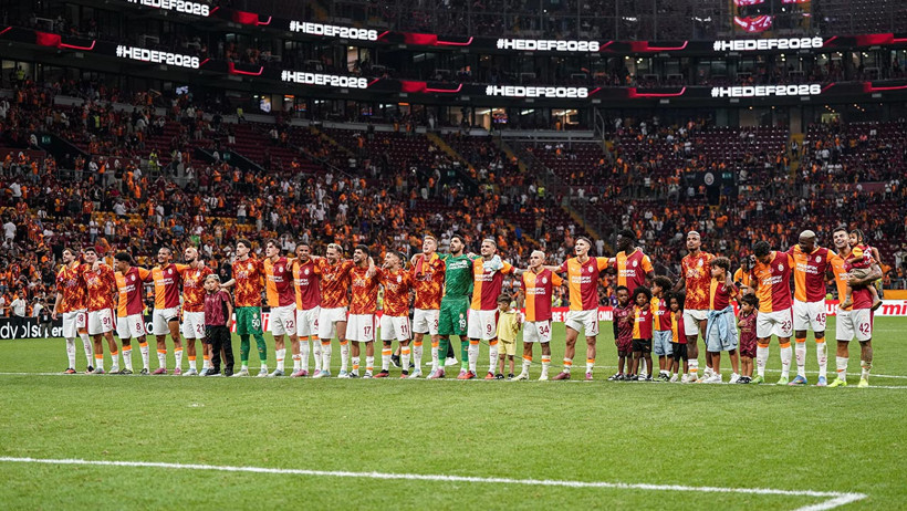 Galatasaray Gümbür Gümbür Galibiyet! Karagümrük’e Şans Tanımadı - Resim : 1