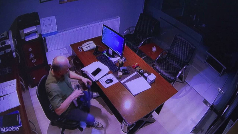 Muhasebeci Binlerce Dolarla Ortadan Kayboldu! Kendi Dosyasını da Yanında Götürmüş... - Resim : 1