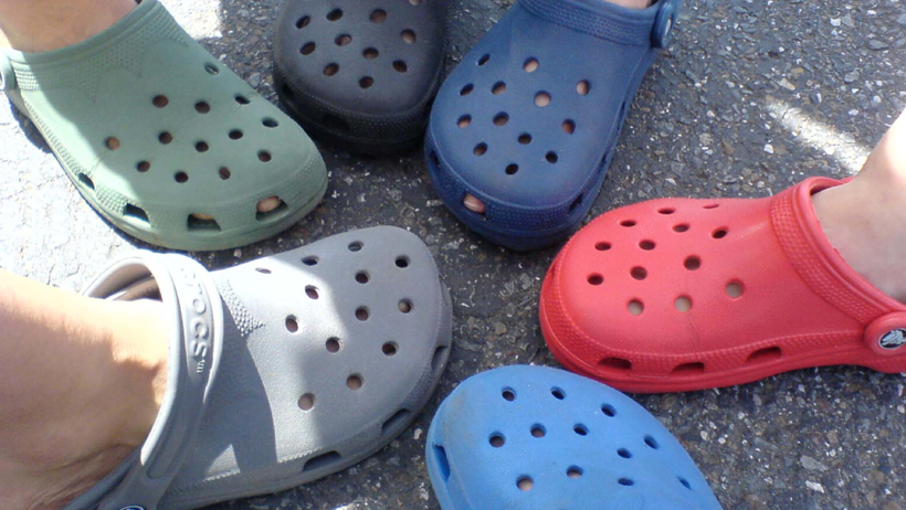 Dünyayı Kasıp Kavurmuştu! Uzmanlardan Crocs Terlik Uyarısı: Giymeden Önce İki Kez Düşünün - Resim : 2