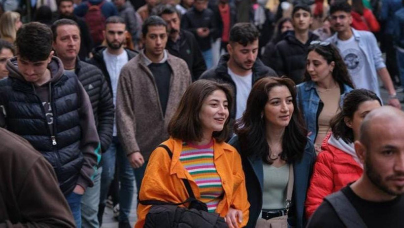 TÜİK Verileri Korkunç Tabloyu Ortaya Koydu: Genç Nüfusun 6,5 Milyonu NENİ! - Resim : 1