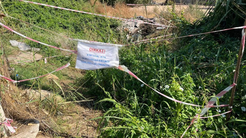 Fabrika İhmali Çocuğu Ayağından Ediyordu! Asit Çamuruna Bastı, Su Diye Döktüğü Sıvı da Asit Çıktı - Resim : 2