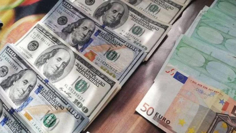 Dolar ve Euro Kafaları Karıştırdı! Biri Fırladı, Biri Düştü - Resim : 2