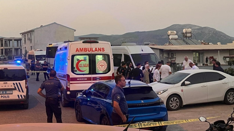 Muğla'da Kadın Cinayeti... Sokak Ortasında Katledildi! - Resim : 1