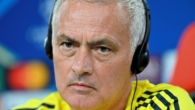 Jose Mourinho'dan Fenerbahçe Başkanı Sadettin Saran'a Tek Cümlelik Yanıt - Resim : 1