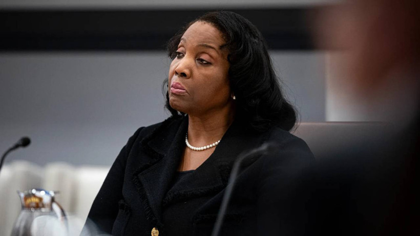 Fed'in 111 Yıllık Tarihinde Bir İlk! Trump O İsmi Görevden Aldı - Resim : 2