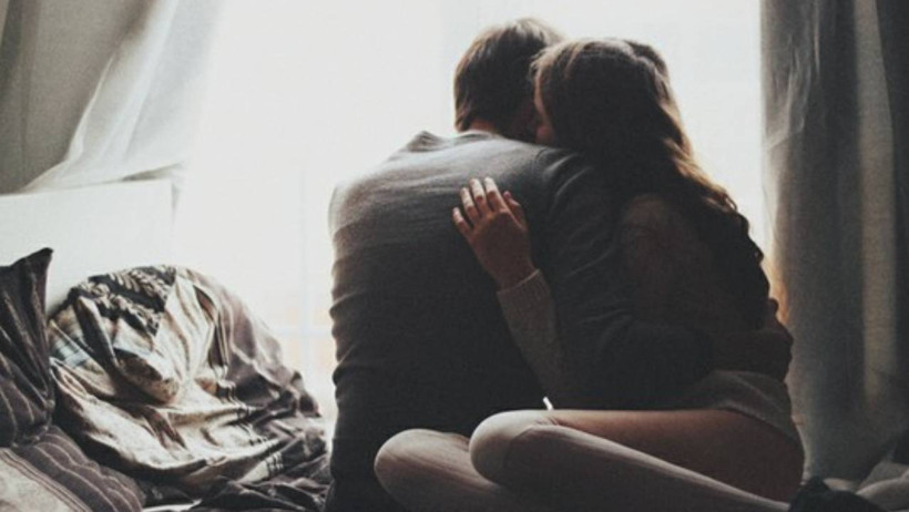 Psikologlar Açıkladı! Sevgilinizin Sizi Gerçekten Sevdiğini Gösteren 3 İşaret Ortaya Çıktı - Resim : 1