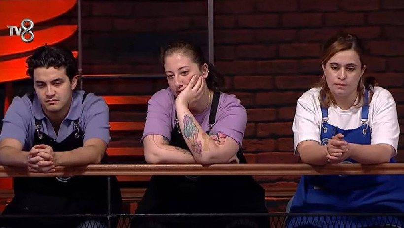 MasterChef’te Olay: Canlı Yayında Kavga Çıktı! İrem ve Cansu Birbirine Girdi - Resim : 1