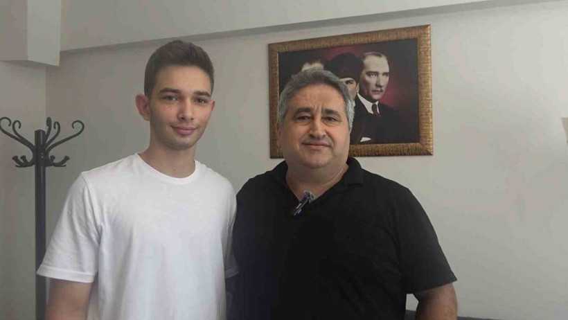 Avukat Olmadan İlk Davasını Kazandı: 837 Kişiyi Üniversiteli Yaptı - Resim : 2