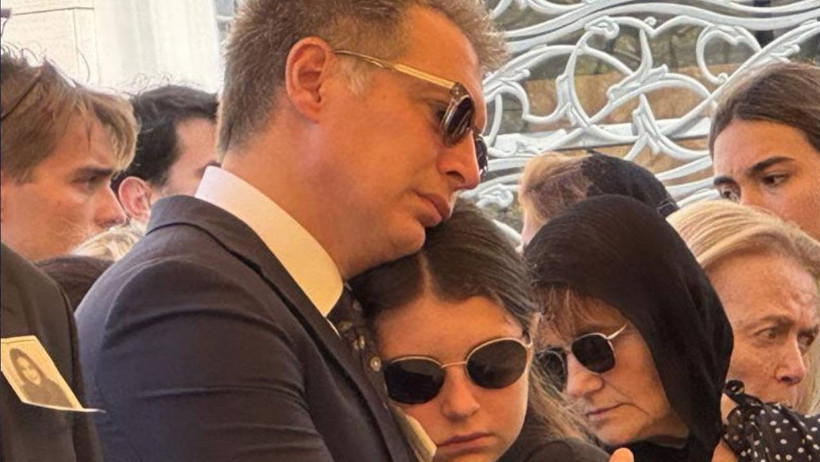 Miami'deki Evinde Ölü Bulunmuştu... Sosyeteyi Sarsan Ölümde Yeni Detaylar: Nedeni Ortaya Çıktı - Resim : 2