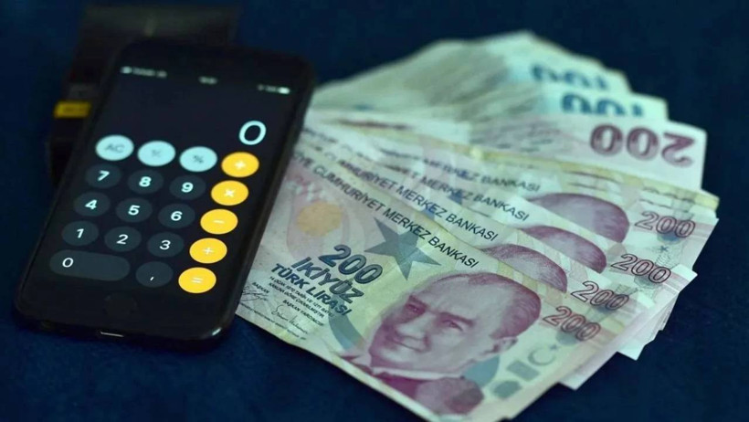 Son Dakika! Emekli Olacaklar Dikkat! 2025’te Emekli Olsan Ne Olur 2026’yı Beklesen Ne? Özgür Erdursun Üstüne Basa Basa Uyardı - Resim : 2
