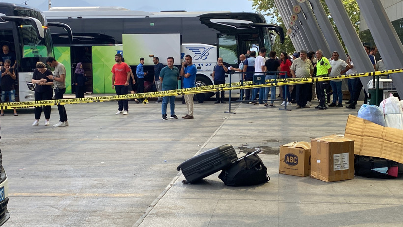 Osmaniye'de Otogarın Ortasında Dehşet! Tartıştığı Kızını Tüfekle Vurdu - Resim : 1