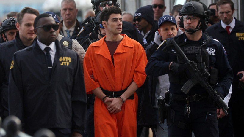 Hızlı Moda Devinden Skandal Hareket! Dünyanın Konuştuğu Katil Zanlısını Model Yaptılar - Resim : 3