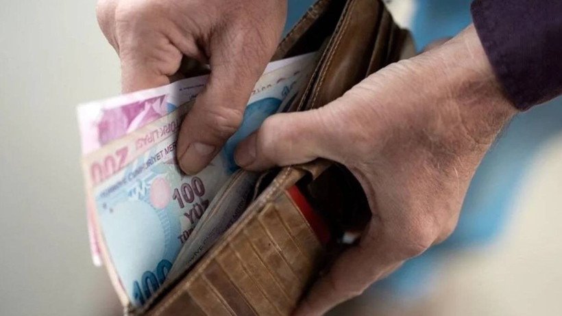 SGK Düğmeye Bastı! Tamamlayıcı Emeklilik Sistemi Geliyor: Çalışan Emeklilere Çifte Maaş Ödemesi - Resim : 1