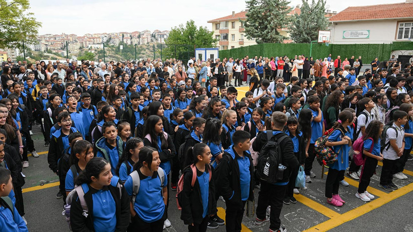 Yeni Eğitim Öğretim Yılı Başladı: 18 Milyon Öğrenci İçin İlk Ders Zili Çaldı - Resim : 2