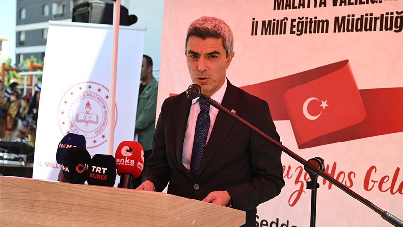 Eğitim Yılı Siyasetle Açıldı! İlk Zil Çaldı, İlk Konuşmayı AKP’li Başkan Yaptı - Resim : 3