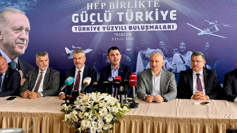 Bakan Kurum Deprem Bölgesinden Duyurdu! 'Yıl Sonunda Evine Girmeyen Tek Kişi Kalmayacak' - Resim : 3