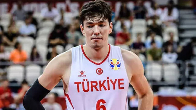A Milli Takım’da Cedi Osman Alarmı! Yarı Final Öncesi Sakatlandı! Yunanistan Maçına Yetişecek mi? - Resim : 2