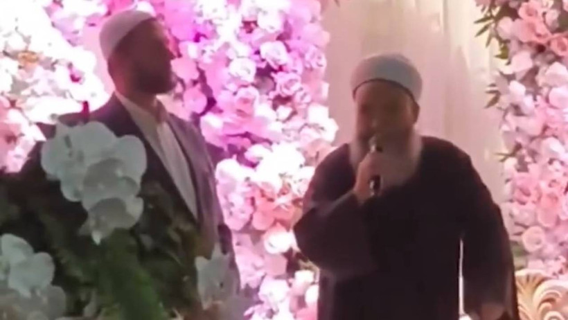 'Cübbeli Ahmet'in Oğlunun Düğünü Gündem Oldu... Hiç Kadın Yok! - Resim : 1