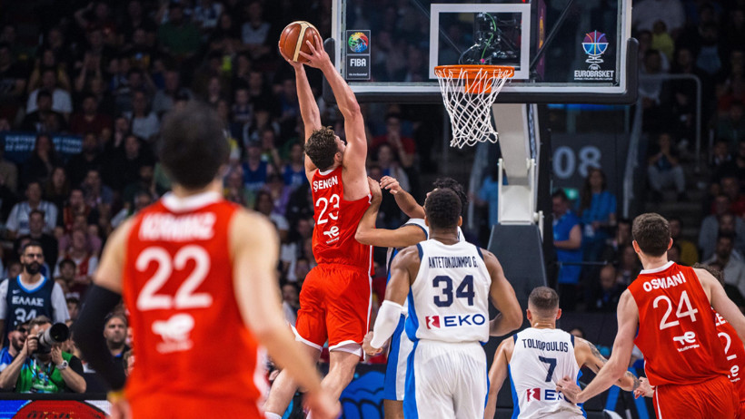 Gözler Almanya ile Oynanacak Tarihi Finalde... 12 Dev Adam Şampiyonluk İçin Sahaya Çıkıyor - Resim : 1