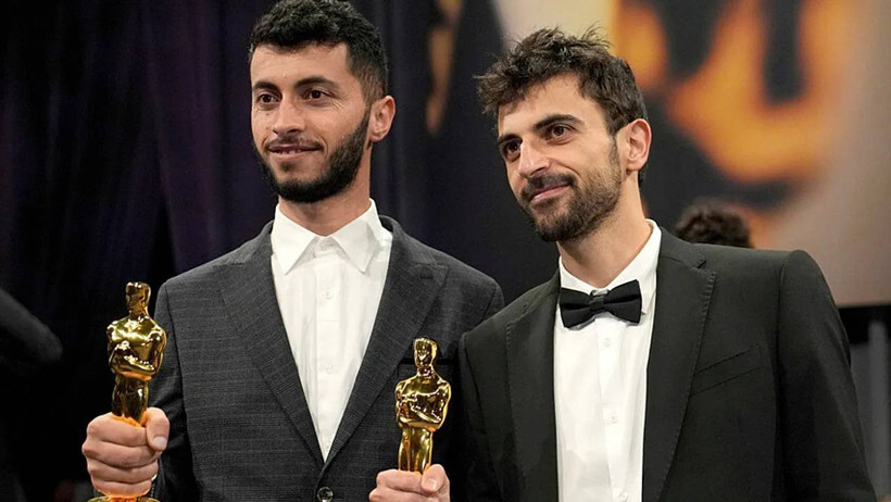 İsrail’den Oscar Ödüllü Filistinli Yönetmenin Evine Baskın - Resim : 1