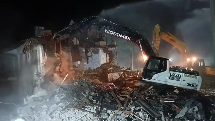 Tartışmaların Odağındaki Antalya Arkeoloji Müzesi'nin Yıkımına Resmen Başlandı: 100 Bin Eser Konteynerde - Resim : 4