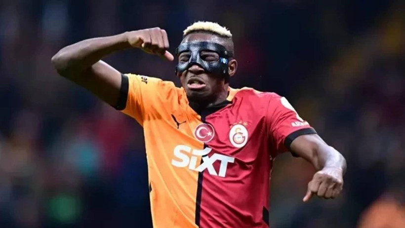 Bu Başka Bir Seviye! Victor Osimhen’in Yaptığını Duyan Galatasaray Taraftarı Heykelini Diktirecek - Resim : 2