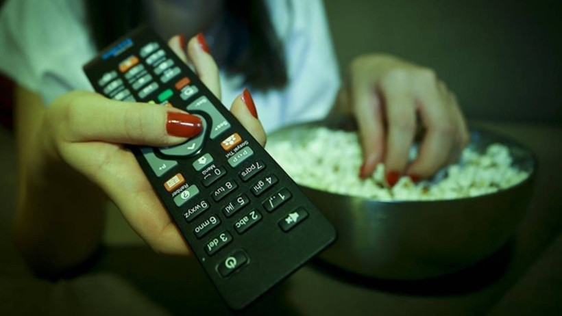 Bilim Açıkladı: Aynı Diziyi Defalarca İzlemenin Psikolojik Nedeni Ortaya Çıktı - Resim : 1