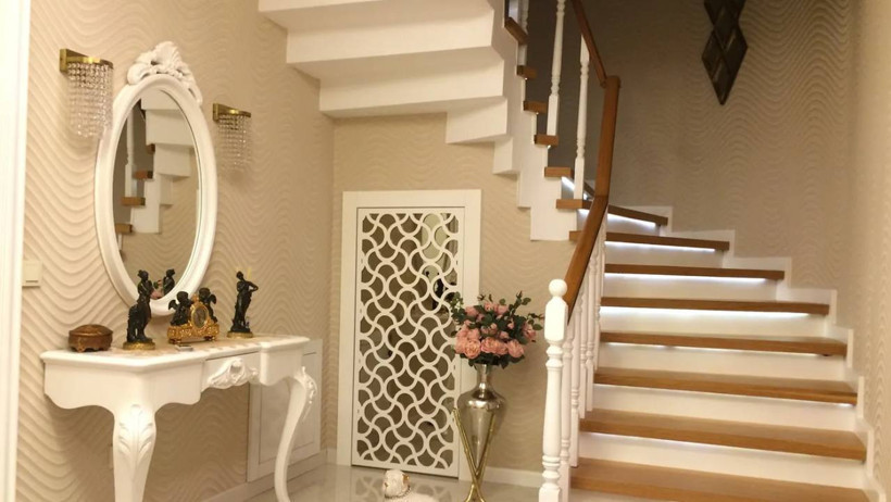 Evin Girişine Ayna Koyanlar Dikkat! Bu Hata Büyük Sorunlara Yol Açıyor - Resim : 1