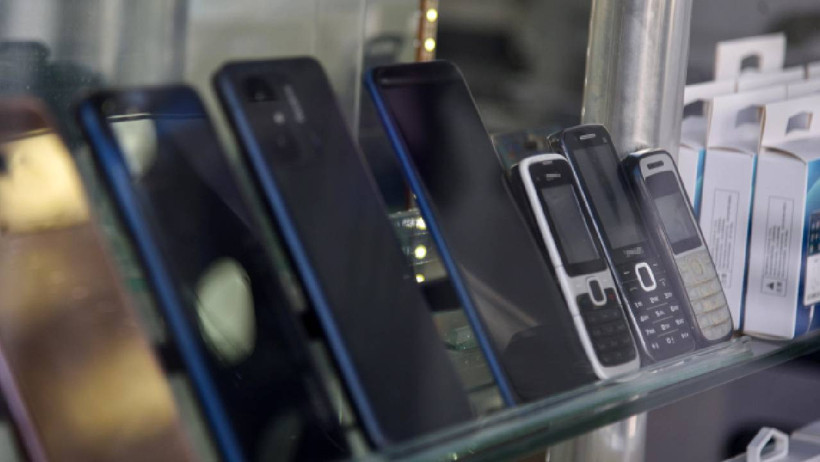 Yıllar Sonra Yeniden Moda Oldu: Tuşlu Telefonlar Geri mi Dönüyor? - Resim : 4