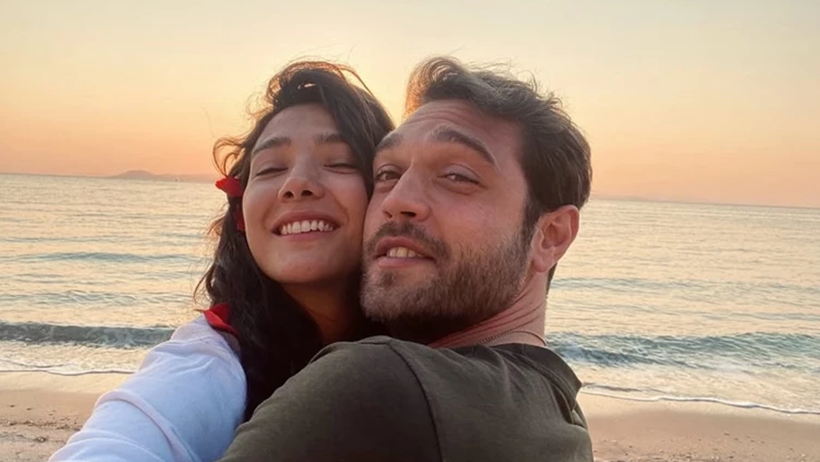 Aybüke Pusat ve Furkan Andıç İlk Kez El Ele Kameralar Karşısında! Görenler Tekrar Tekrar Baktı - Resim : 3