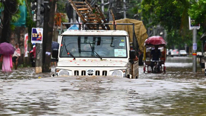Hindistan'da Sel Felaketi! 15 Ölü, 16 Kayıp - Resim : 1